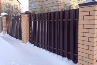 Забор из евроштакетника в шахматном порядке 30 метров фото в Рязановском