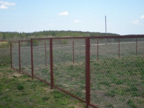 Забор из сетки рабицы в натяг секционный 12 метров фото в Рязановском